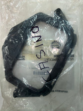 Charger l'image dans la galerie, Can-Am Front Light Support ( réf : 705000474 )