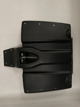 Charger l'image dans la galerie, Ski-Doo Bottom Pan, Middle (ref : 605152620)