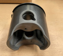 Charger l'image dans la galerie, Ski-Doo New OEM Piston 81.852mm (ref : 420893431)