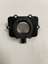Charger l'image dans la galerie, Ski-Doo INTAKE SOCKET (ref : 420867841)