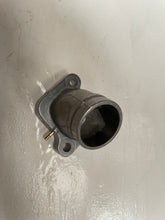 Charger l'image dans la galerie, Ski-Doo Intake Manifold (ref : 420867741)