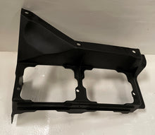 Charger l'image dans la galerie, Ski-Doo Lower Cowling Intake Side (ref : 420811835)