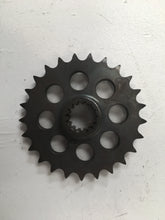 Charger l'image dans la galerie, Ski-Doo Sprocket 25 Tooth (ref : 504088600)