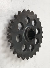 Charger l'image dans la galerie, Ski-Doo Sprocket 25 Tooth (ref : 504088600)