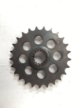 Charger l'image dans la galerie, Ski-Doo Sprocket 25 Tooth (ref : 504088600)