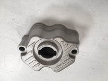 Carica l'immagine nel visualizzatore di Gallery, Can-Am Valve cover (ref : 420211835)