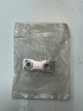 Charger l'image dans la galerie, Can-Am Attachment Plate ( réf : 705002646 )