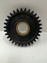 Charger l'image dans la galerie, Ski-Doo Idle gear 31 teeth (ref : 420835055)