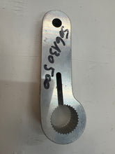Charger l'image dans la galerie, Ski-Doo Steering Arm (ref : 506130500 )