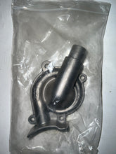 Carica l&#39;immagine nel visualizzatore di Gallery, Ski-Doo Water Pump Housing (ref :  420222780 )
