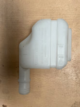 Load image into Gallery viewer, Can-Am Coolant Tank (vase d&#39;expansion) (ref : 709200099)
