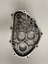 Cargar imagen en el visor de la galería, Can-Am Transmission Case (ref : S21200RB1000)
