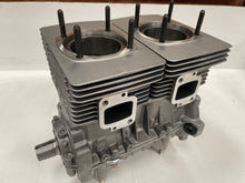 Cargar imagen en el visor de la galería, Ski-Doo Short Block Engine (ref : 300050304)
