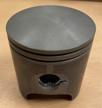 Cargar imagen en el visor de la galería, BRP Piston 420887646
