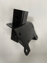 Cargar imagen en el visor de la galería, Can-Am Lower Front Receiver Hitch (ref : 715002519)
