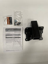 Charger l&#39;image dans la galerie, Can-Am Lower Front Receiver Hitch (ref : 715002519)
