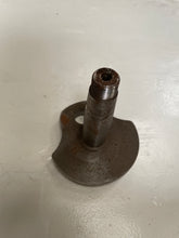 Cargar imagen en el visor de la galería, Ski-Doo Crankshaft mag side (ref : 420818694)
