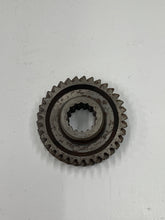 Charger l&#39;image dans la galerie, Ski-Doo Sprocket 34 Teeth (ref : 875156054)
