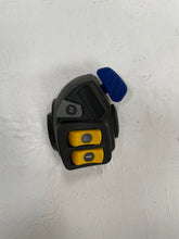 Carica l&#39;immagine nel visualizzatore di Gallery, Ski-Doo  Switch Housing (ref : 515177028)
