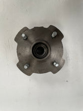 Cargar imagen en el visor de la galería, Can-Am Moyeu de roue *wheel hub (ref : 705500006)
