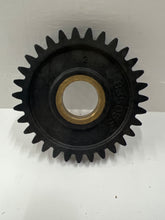 Charger l&#39;image dans la galerie, Ski-Doo Idle gear 31 teeth (ref : 420835055)
